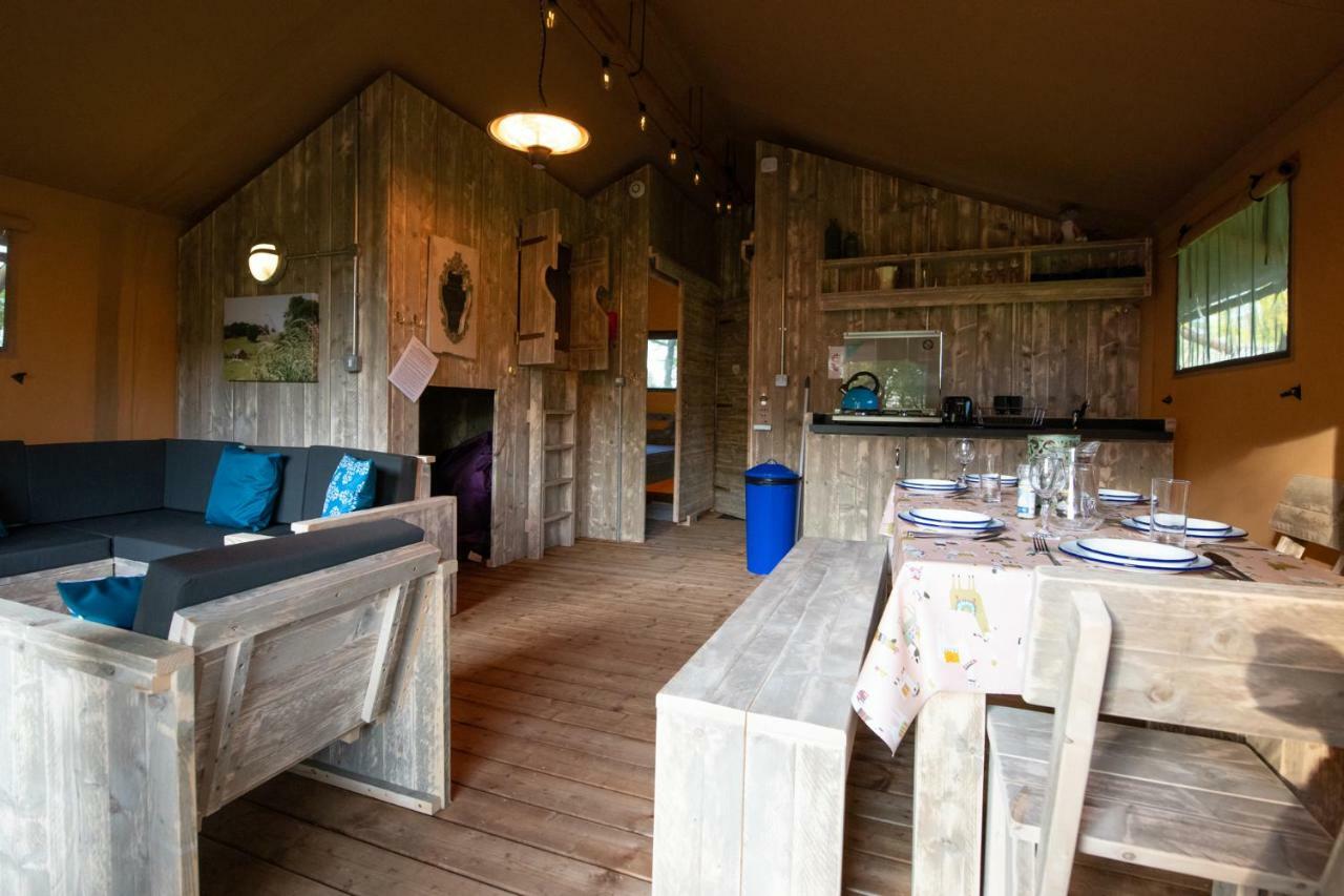 Lapwing Safari Tent เชลเทนแฮม ภายนอก รูปภาพ